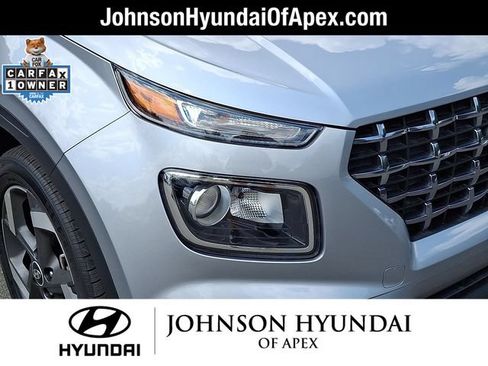 Certified 2026 Hyundai Venue SEL FWD image 30
