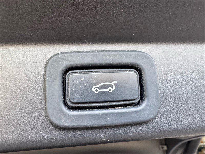 Used 2023 Land Rover Range Rover Sport SE Dynamic AWD/4WD image 25