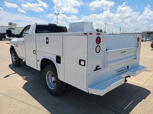 Used 2014 RAM 3500 Tradesman image 8