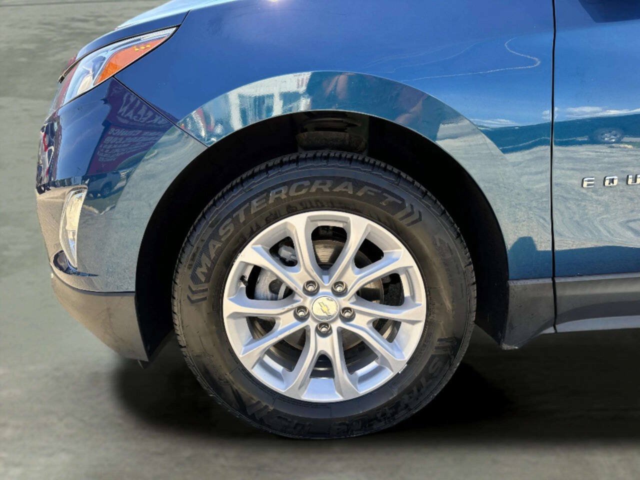 Used 2020 Chevrolet Equinox LT FWD image 9