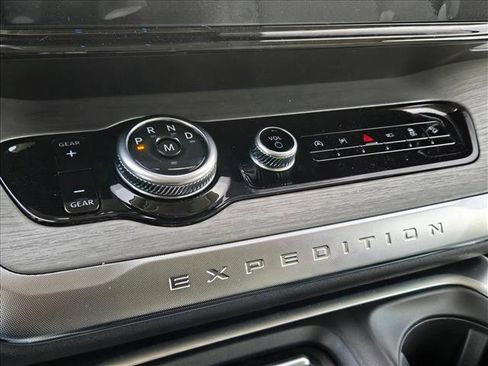 New 2025 Ford Expedition Max Platinum w/ Stealth Appearance Package image 14