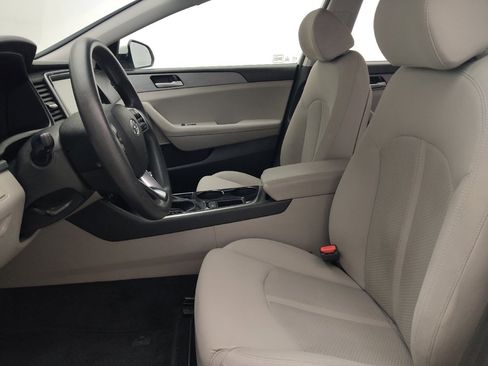 Used 2019 Hyundai Sonata SE FWD image 17