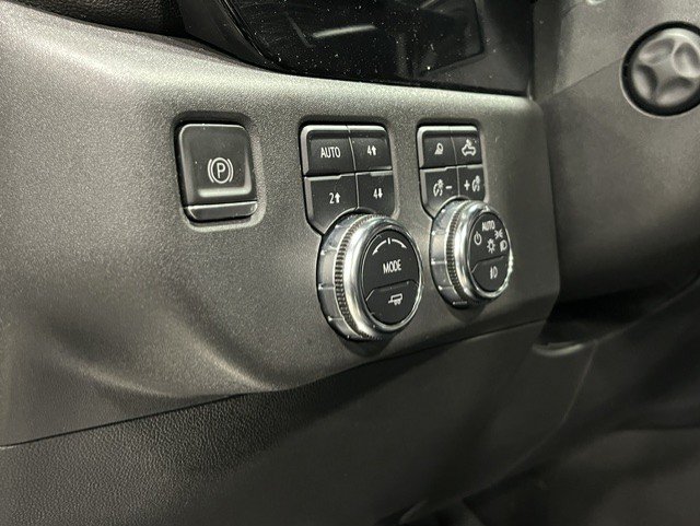 Certified 2023 GMC Sierra 1500 SLT w/ SLT Premium Package AWD/4WD image 15