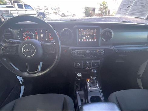 Used 2018 Jeep Wrangler Unlimited Sport S AWD/4WD image 15