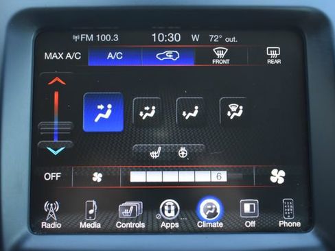 Used 2015 Jeep Cherokee Latitude w/ Cold Weather Group AWD/4WD image 28