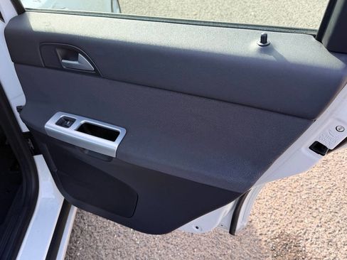 Used 2010 Volvo S40 2.4i image 34