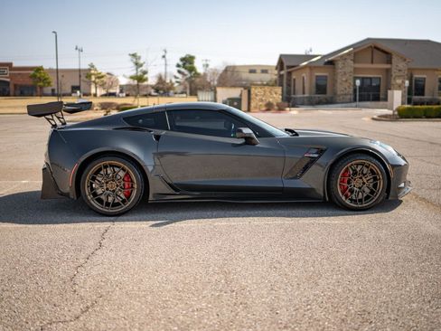 Used 2017 Chevrolet Corvette Z06 image 4