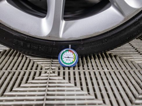 Used 2014 Maserati GranTurismo MC image 38