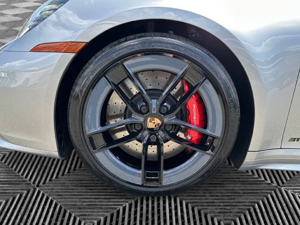 Used 2026 Porsche 911 Carrera S RWD image 15