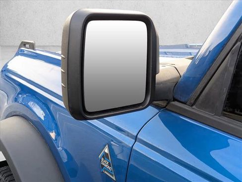 Used 2022 Ford Bronco Black Diamond w/ Sasquatch Package image 15