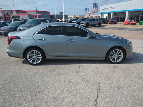 Used 2024 Cadillac CT4 Luxury w/ Cold Weather Package RWD image 9