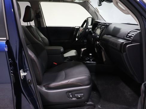 Used 2024 Toyota 4Runner TRD Off-Road Premium image 22