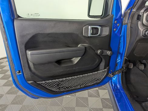 Used 2021 Jeep Wrangler Unlimited Sport image 16