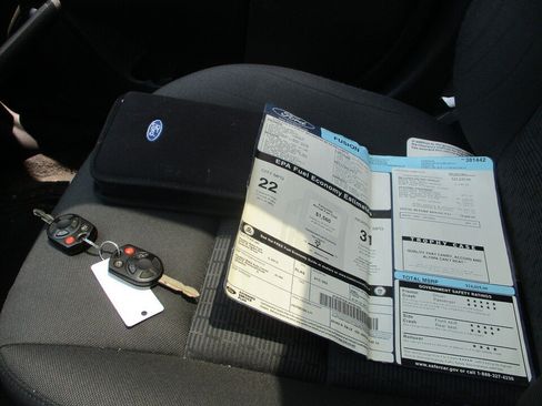Used 2010 Ford Fusion SE FWD image 37