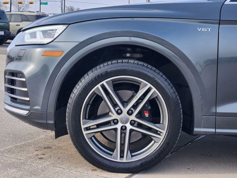 Used 2018 Audi SQ5 Premium Plus w/ Navigation Package image 9