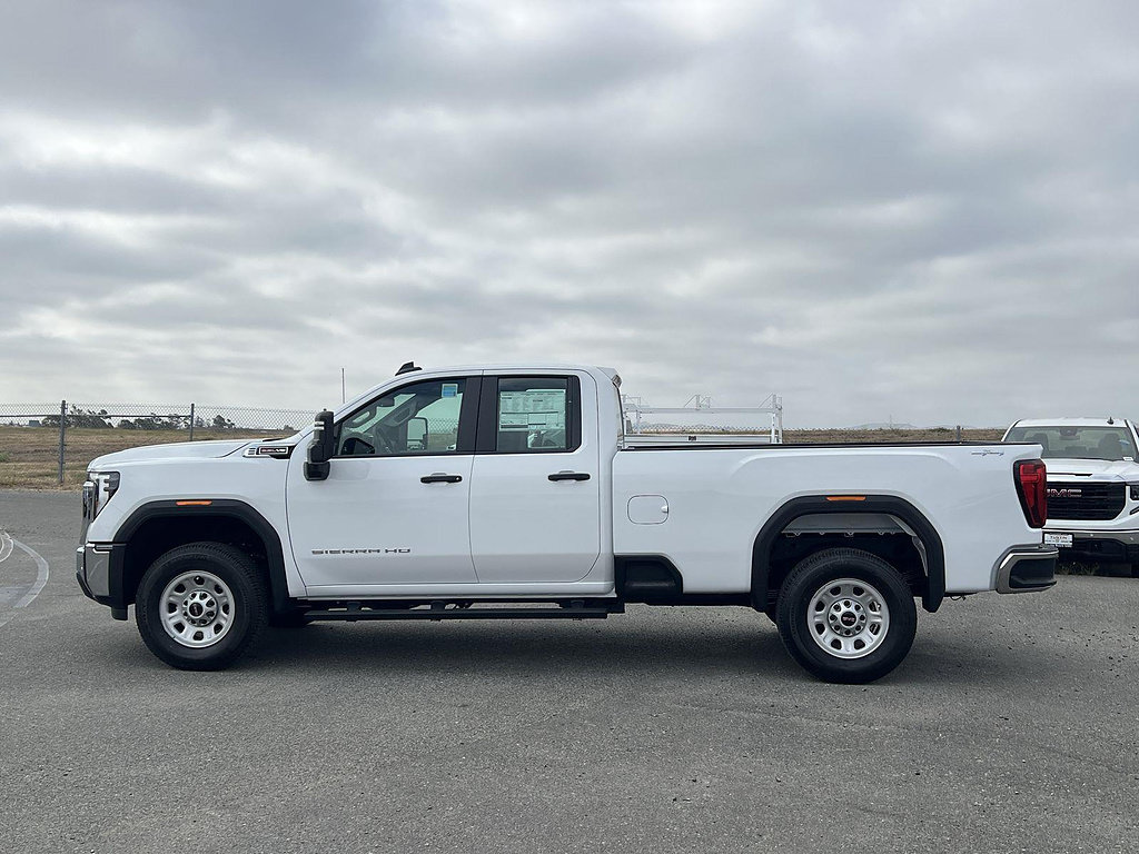 New 2026 GMC Sierra 2500 Pro w/ 1SA Pro Safety Plus Package AWD/4WD image 6