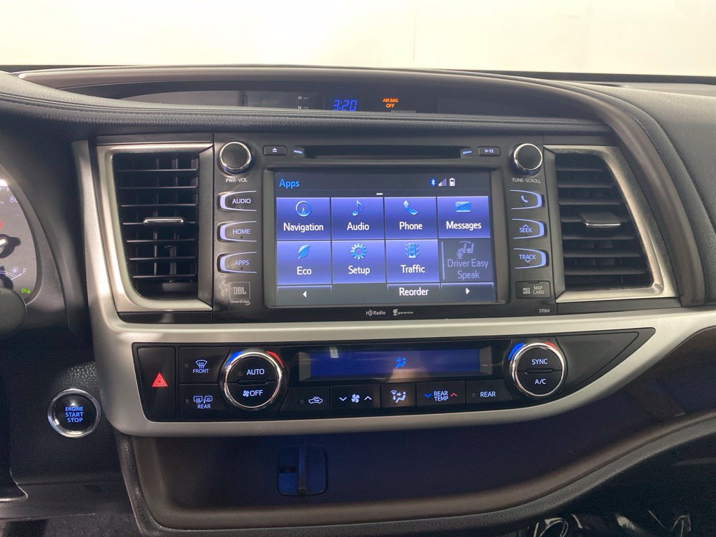Used 2014 Toyota Highlander Limited AWD/4WD image 19