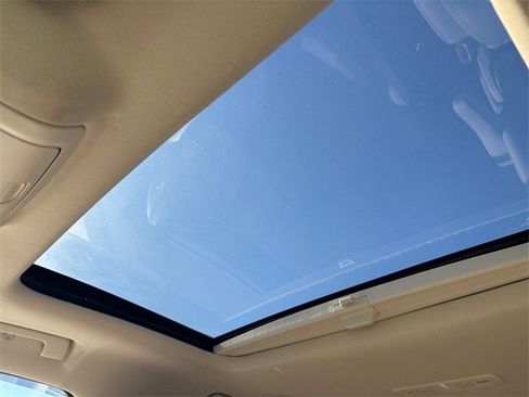 Used 2021 GMC Acadia Denali w/ Denali Ultimate Package image 31