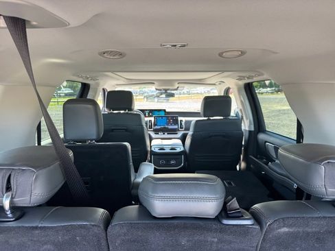 Certified 2025 Ford Expedition Max Active AWD/4WD image 30
