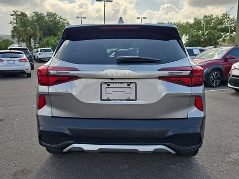 Certified 2023 Kia Seltos LX AWD/4WD image 7
