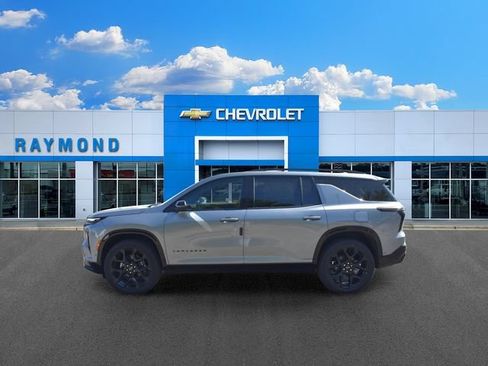 New 2026 Chevrolet Traverse RS w/ LPO, Floor Liner Package AWD/4WD image 7