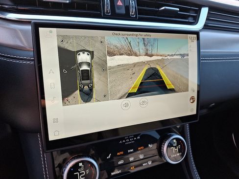 Used 2026 Jaguar F-PACE R-Dynamic S AWD/4WD image 18
