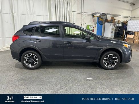 Used 2016 Subaru Crosstrek 2.0i Limited AWD/4WD image 9