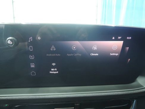 Used 2025 Buick Envista Sport Touring w/ Experience Buick Package FWD image 19