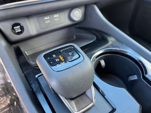 Used 2025 Nissan Rogue SV AWD/4WD image 42