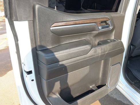 Used 2024 Chevrolet Silverado 1500 LT Trail Boss w/ Protection Package image 15