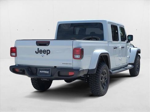 New 2025 Jeep Gladiator High Tide image 2
