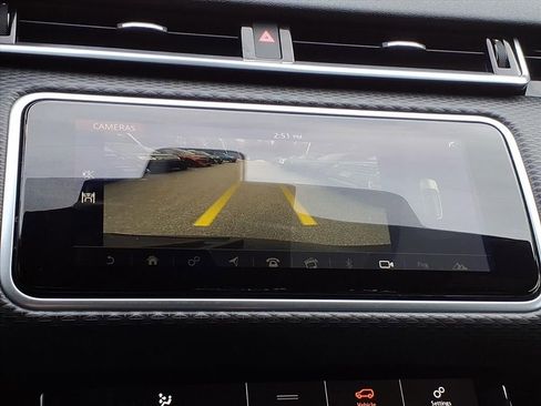 Certified 2020 Land Rover Range Rover Velar R-Dynamic S image 25