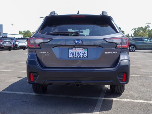 Certified 2022 Subaru Outback Premium AWD/4WD image 6