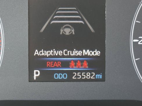 Used 2023 Toyota Corolla Cross AWD Hybrid image 24