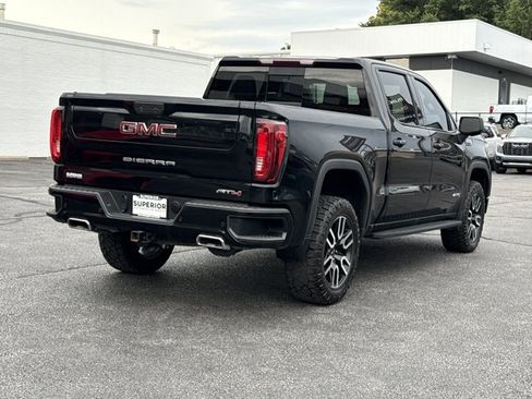 Used 2022 GMC Sierra 1500 AT4 w/ AT4 Premium Package AWD/4WD image 3