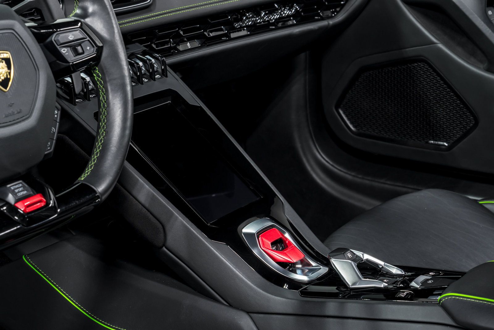 Used 2020 Lamborghini Huracan EVO AWD/4WD image 22