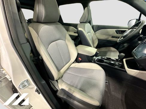 Used 2026 Subaru Forester Premium AWD/4WD image 29