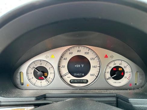 Used 2007 Mercedes-Benz E 350 4MATIC Sedan image 38