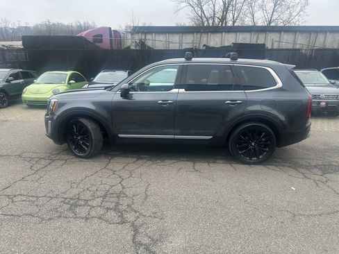 Used 2020 Kia Telluride SX image 3