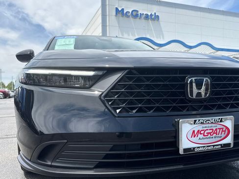 Used 2025 Honda Accord Sport image 13