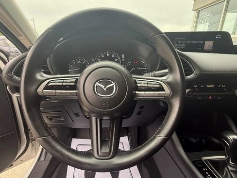 Used 2023 MAZDA MAZDA3 s FWD image 13