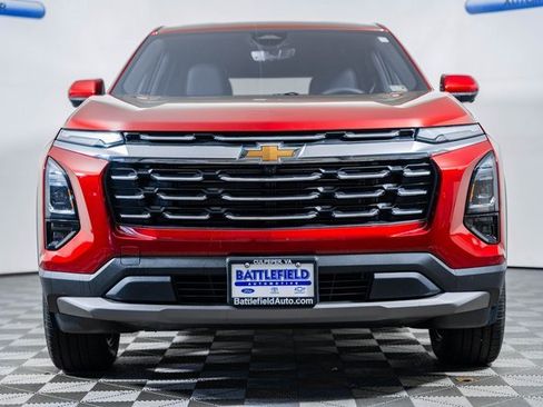 New 2026 Chevrolet Equinox LT w/ Convenience Package II image 2