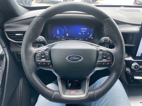 Used 2023 Ford Explorer ST w/ Equipment Group 401A AWD/4WD image 27