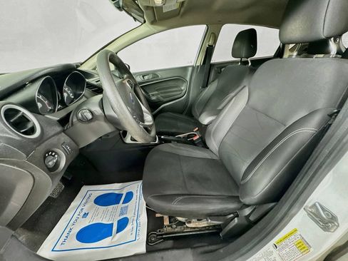 Used 2018 Ford Fiesta SE FWD image 23