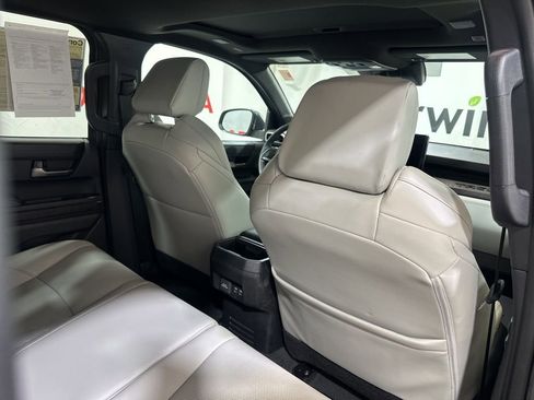 Used 2024 Toyota Tacoma Limited w/ Limited Package (LT) image 16