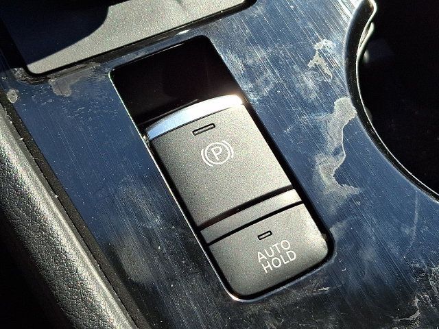 Used 2023 Nissan Rogue SV AWD/4WD image 25