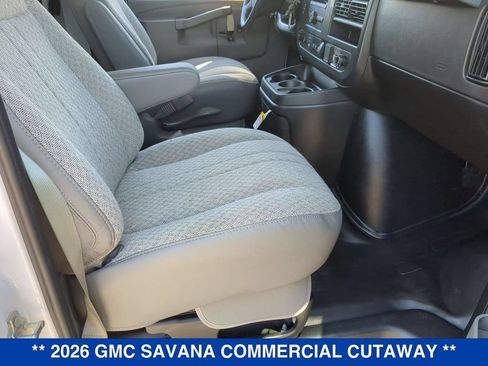 New 2026 GMC Savana 3500 RWD image 17