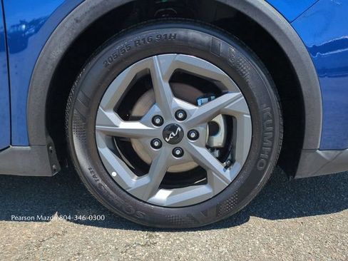 Used 2025 Kia K4 FWD image 12