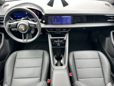 New 2026 Porsche Macan Electric RWD image 6