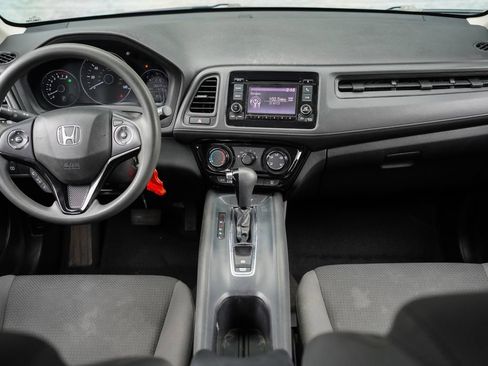 Used 2022 Honda HR-V LX image 18